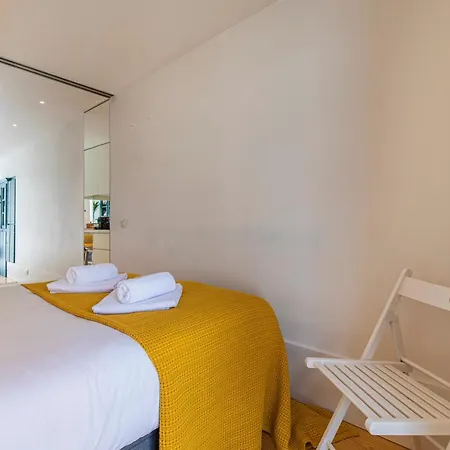 Lovelystay - The Blue Pool House דירה *